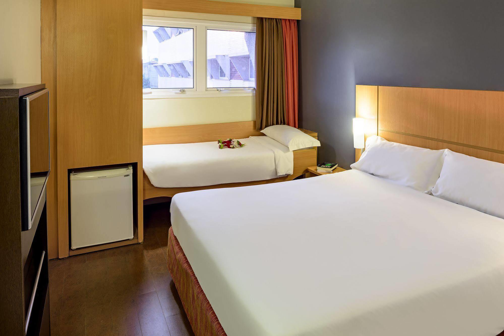 Hotel Ibis Belem Aeroporto Exterior foto